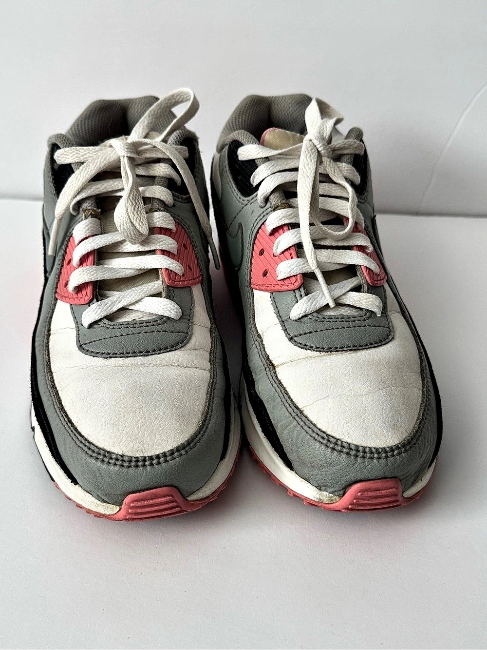 Nike Air Max 90 Gray & Pink US 6.5Y Sneakers